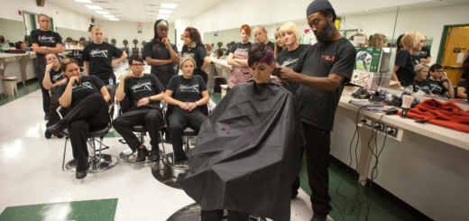 Image of EFSC cosmetology students
